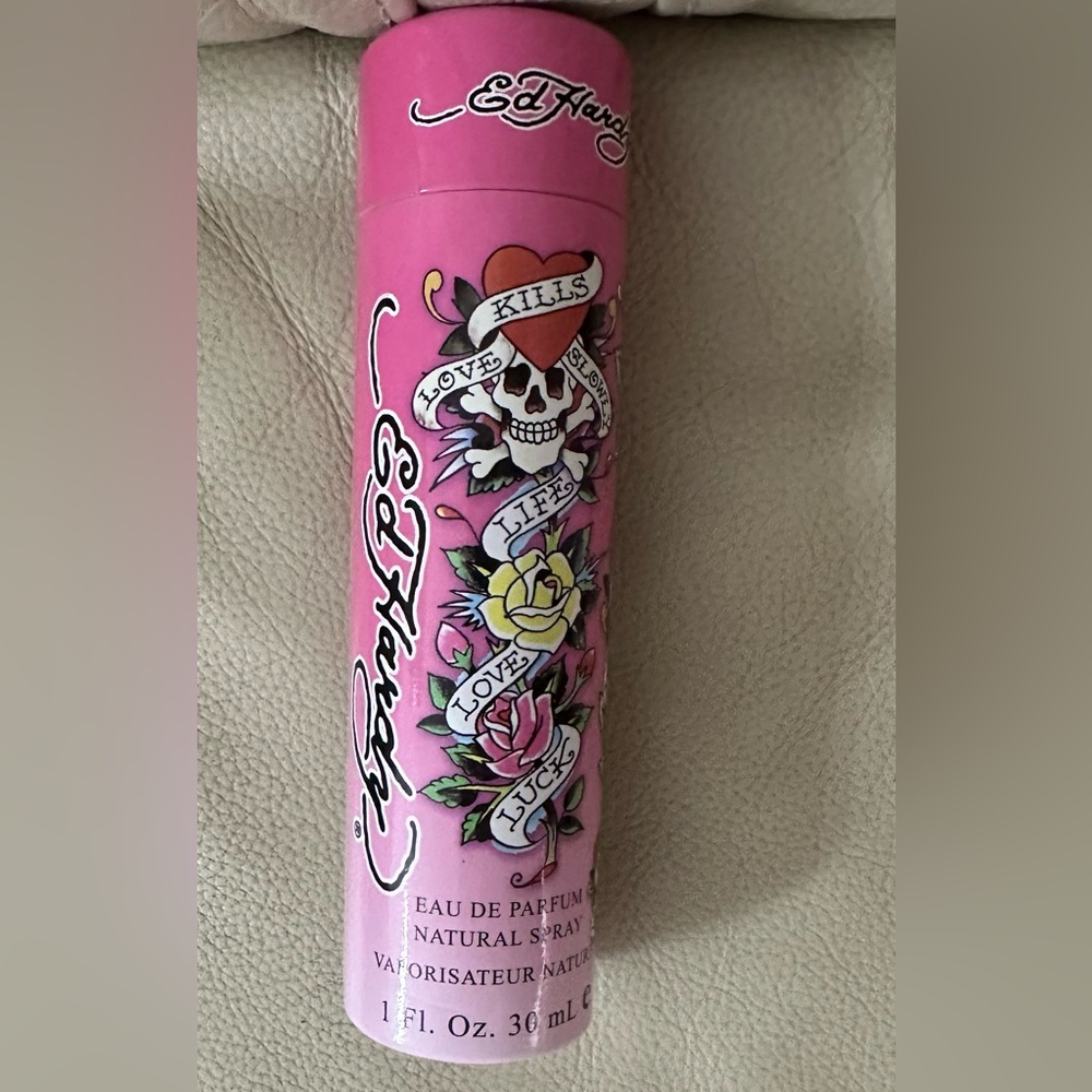 Ed Hardy Eau de Parfum Spray - Picture 2 of 4